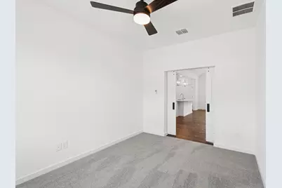 304 Boulden Court, Sealy, TX 77474 - Photo 13