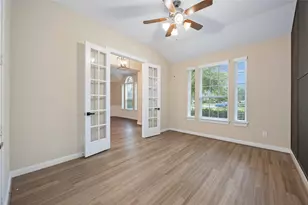 13721 Northline Lake Dr, Houston, TX 77044 - Photo 9