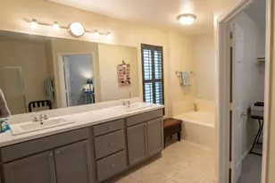 6310 Eldridge View Dr, Houston, TX 77083 - Photo 11