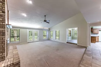 104 Oakview Circle, Huntsville, TX 77340 - Photo 7