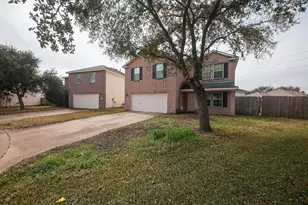 7803 Raven Creek Ln, Cypress, TX 77433 - Photo 3