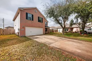 7803 Raven Creek Ln, Cypress, TX 77433 - Photo 5