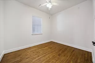 58 Briar Hollow Ln, Houston, TX 77027 - Photo 11