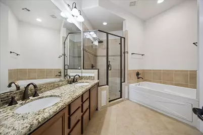 58 Briar Hollow Lane #203, Houston, TX 77027 - Photo 9