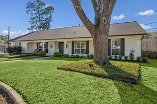 4902 Candleleaf Dr, Houston, TX 77018 - Photo 1