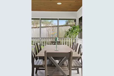 4902 Candleleaf Drive, Houston, TX 77018 - Photo 13