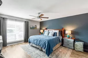 5005 Georgi Ln, Houston, TX 77092 - Photo 13