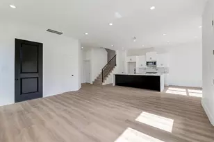 5310 Denmark St, Houston, TX 77028 - Photo 3