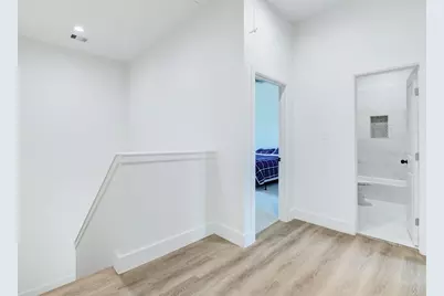 5310 Denmark Street, Houston, TX 77028 - Photo 9