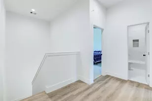 5310 Denmark St, Houston, TX 77028 - Photo 9