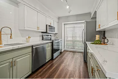 2125 Winrock Boulevard #38, Houston, TX 77057 - Photo 1