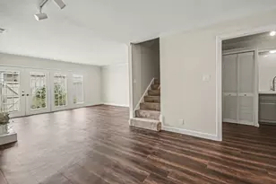 2125 Winrock Blvd, Houston, TX 77057 - Photo 5