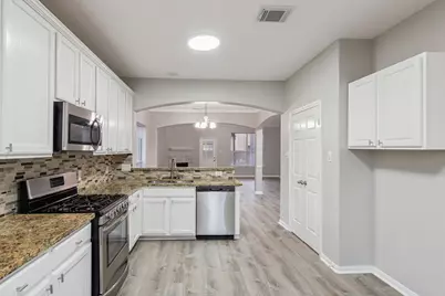 19119 Sprintwood Court, Humble, TX 77346 - Photo 13