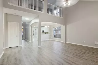 19119 Sprintwood Court, Humble, TX 77346 - Photo 9