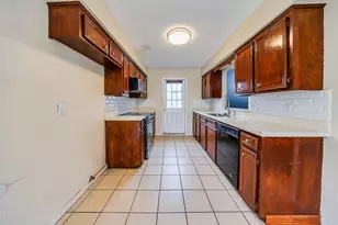 1221 Kitty St, Deer Park, TX 77536 - Photo 9