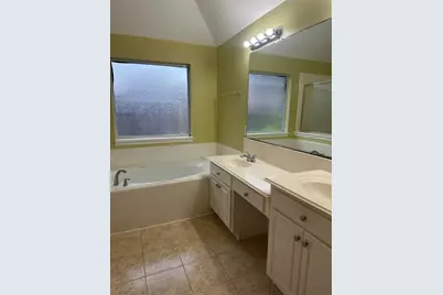 11402 Softbreeze Court, Pearland, TX 77584 - Photo 11