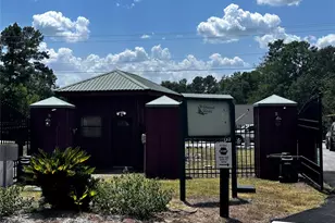 135 N Forest Dr, Huntsville, TX 77340 - Photo 5