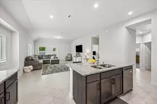 23601 Zinfandel Dr, Alvin, TX 77511 - Photo 13