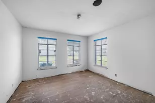 6234 Jefferson St, Houston, TX 77023 - Photo 9