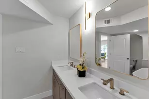 10722 Ella Lee Ln, Houston, TX 77042 - Photo 29
