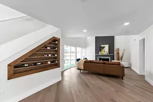 10722 Ella Lee Ln, Houston, TX 77042 - Photo 17