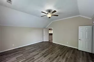 10310 Sable Trail, Houston, TX 77064 - Photo 5