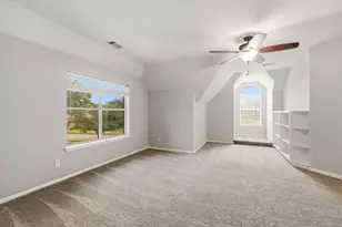 8310 Big Bend Dr, Sugar Land, TX 77479 - Photo 31