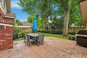 8310 Big Bend Dr, Sugar Land, TX 77479 - Photo 39