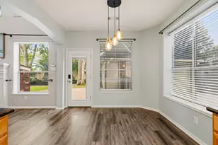 8310 Big Bend Dr, Sugar Land, TX 77479 - Photo 19