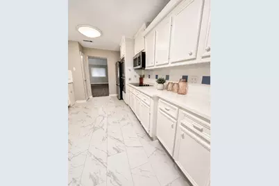 2042 Bridge Cross Lane, Houston, TX 77067 - Photo 7