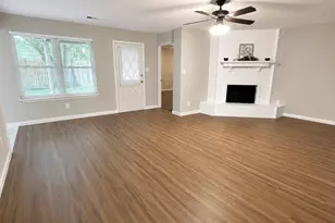 2042 Bridge Cross Ln, Houston, TX 77067 - Photo 11