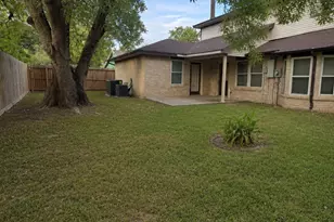 2042 Bridge Cross Ln, Houston, TX 77067 - Photo 29