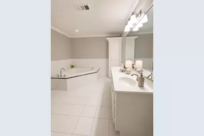2042 Bridge Cross Lane, Houston, TX 77067 - Photo 19