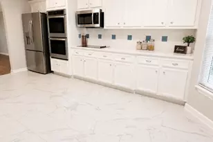 2042 Bridge Cross Ln, Houston, TX 77067 - Photo 9