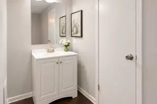 2042 Bridge Cross Ln, Houston, TX 77067 - Photo 23