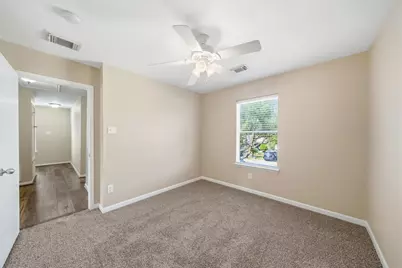10038 Victoria Chase Lane, Houston, TX 77075 - Photo 27