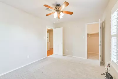 718 Redwing Place Drive, Houston, TX 77009 - Photo 29