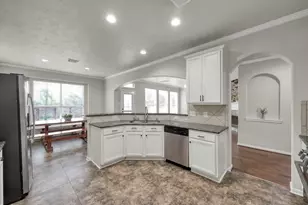 7 Ashworth Ct, The Woodlands, TX 77385 - Photo 15