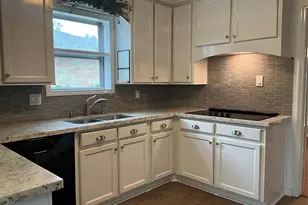 12042 Sturdivant St, Meadows Place, TX 77477 - Photo 5