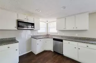 18402 Tall Cypress Dr, Spring, TX 77388 - Photo 9