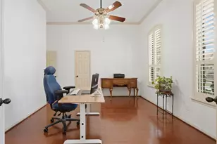 31 W Canyon Wren Circle Circle, The Woodlands, TX 77389 - Photo 9