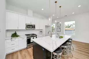 2432 Harrington St, Houston, TX 77026 - Photo 5