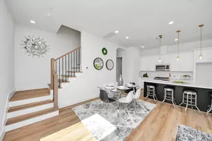 2432 Harrington St, Houston, TX 77026 - Photo 9