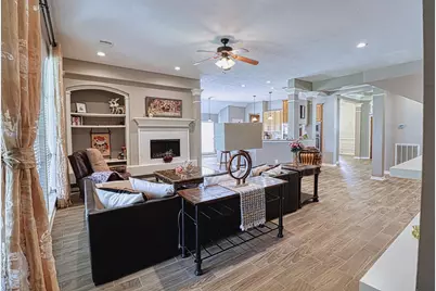 2123 Meadow Park Circle, Missouri City, TX 77459 - Photo 9