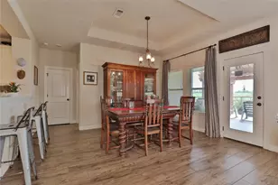461 Twin Lakes Blvd W, West Columbia, TX 77486 - Photo 13