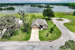 461 Twin Lakes Blvd W, West Columbia, TX 77486 - Photo 31