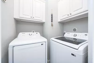 11027 Acorn Falls Drive, Houston, TX 77043 - Photo 23