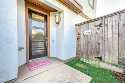 11027 Acorn Falls Drive, Houston, TX 77043 - Photo 9