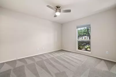 902 Memorial Heights Drive, Houston, TX 77007 - Photo 5
