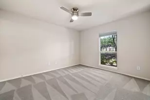 902 Memorial Heights Dr, Houston, TX 77007 - Photo 5
